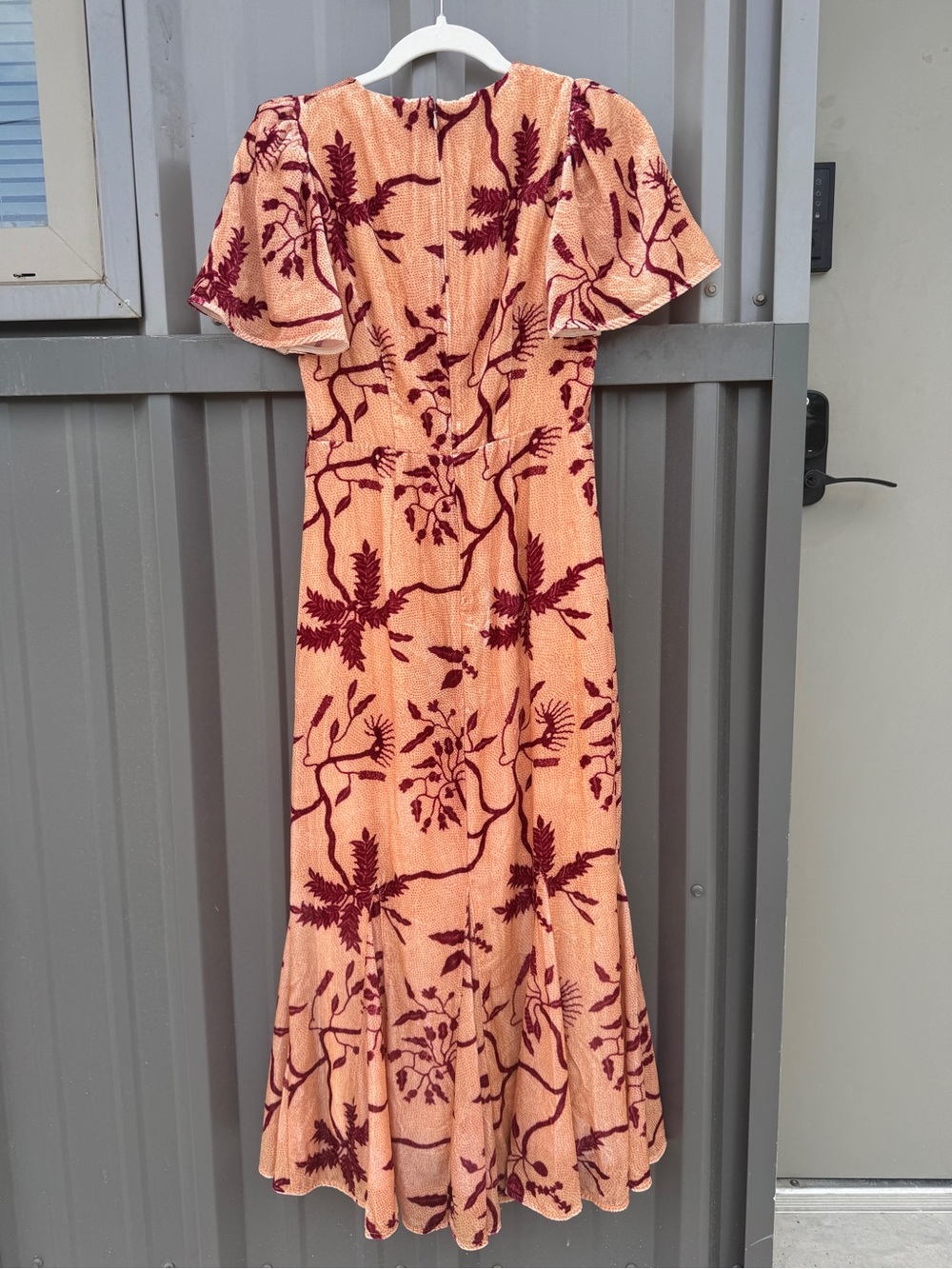 RHODE Resort Velvet Burnout Botanical Midi Dress Flutter Sleeve Pink Burgundy - Picture 5 of 6